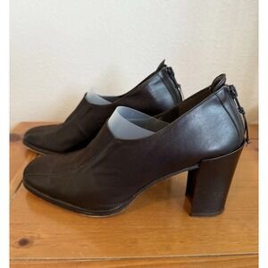 Donald J‎ Pliner Women's 8.5M Brown Slip On Chelsea Chunky Heel Shoes